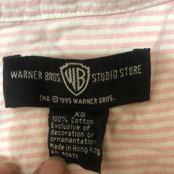 Vintage 90s Warner bros bugs bunny pink pinstriped button down - Picture 3 of 3
